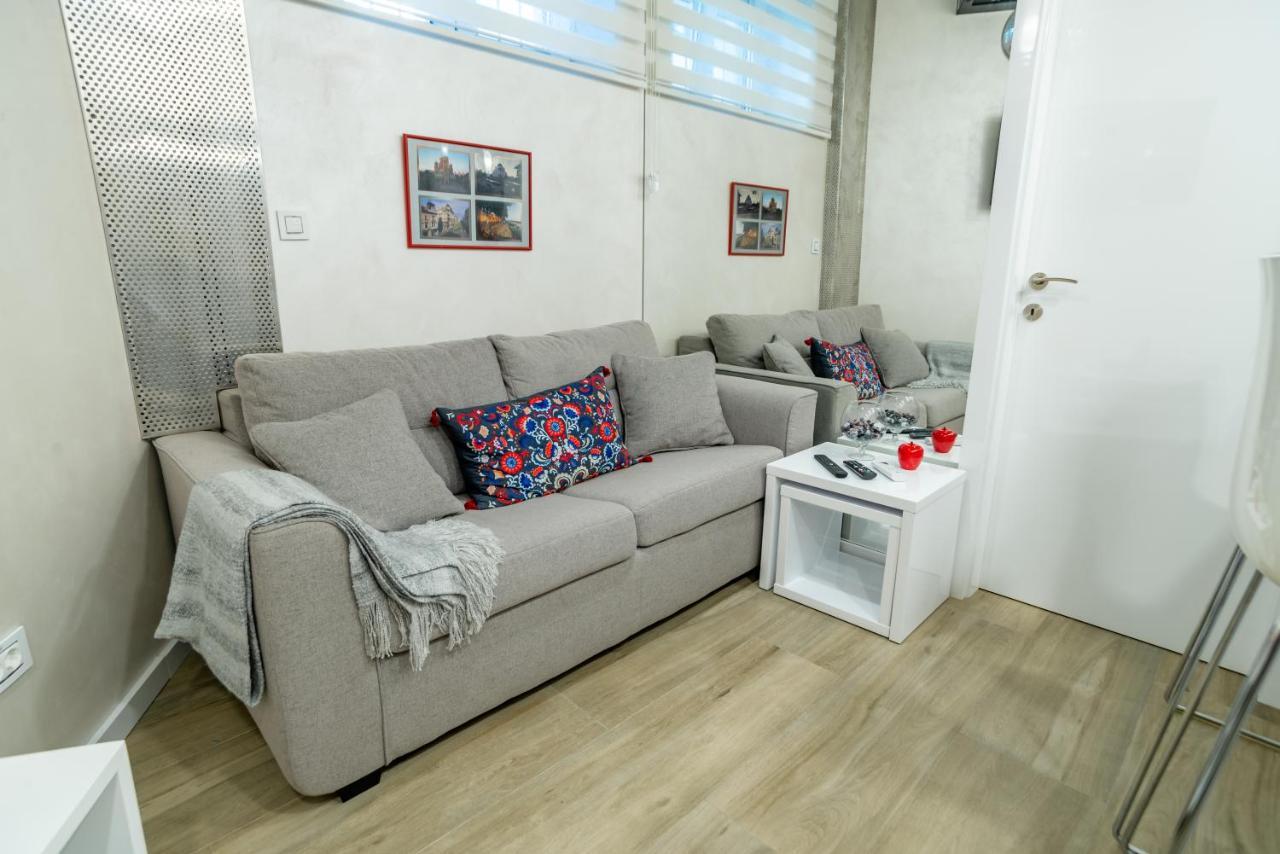 Lirra Luxe - Central Belgrade Apartments Esterno foto