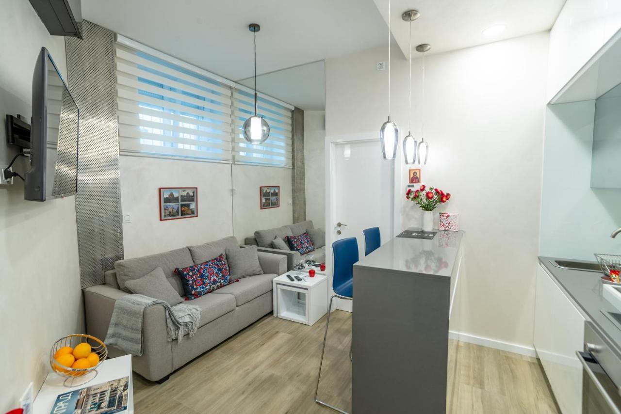 Lirra Luxe - Central Belgrade Apartments Esterno foto